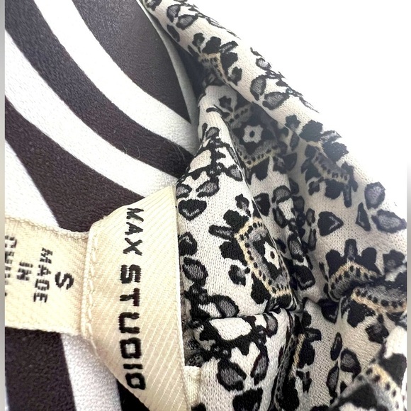 GREAT🎉 condition MAX STUDIO blouse, size small - Picture 2 of 5